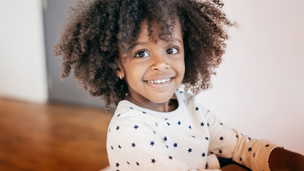 Picture of toddler girl smiling 